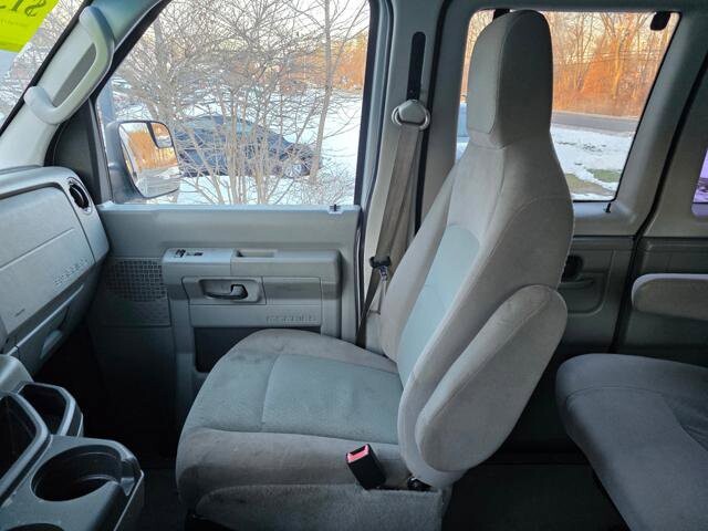 2010 Ford E-350 and Econoline 350 in Blauvelt, NY 10913 - 2370530 24