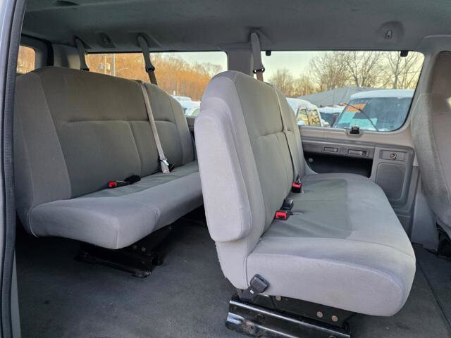 2010 Ford E-350 and Econoline 350 in Blauvelt, NY 10913 - 2370530 50