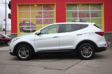 2017 Hyundai Santa Fe in Hamilton, OH 45015