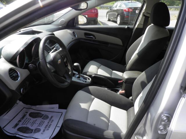 2014 Chevrolet Cruze in Barton, MD 21521 - 2371126 2