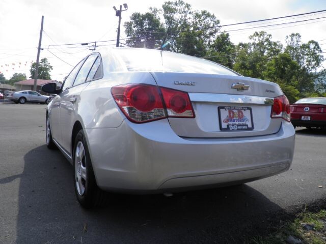 2014 Chevrolet Cruze in Barton, MD 21521 - 2371126 4