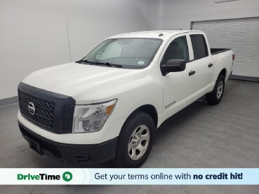 2019 Nissan Titan in Topeka, KS 66611