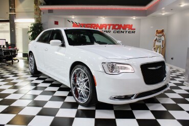 2018 Chrysler 300 in Lombard, IL 60148