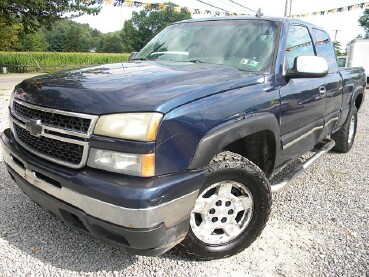 2006 Chevrolet Silverado 1500 in New Philadelphia, OH 44663