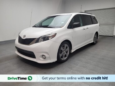 2014 Toyota Sienna in Montclair, CA 91763