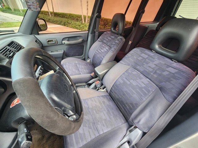1997 Toyota RAV4 in Pompano Beach, FL 33064 - 2376108 10