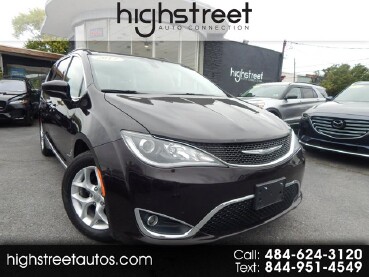 2017 Chrysler Pacifica in Pottstown, PA 19464