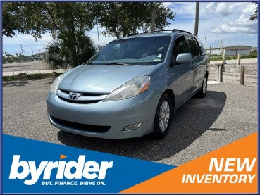 2009 Toyota Sienna in Pinellas Park, FL 33781