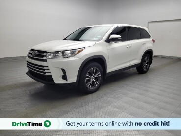 2019 Toyota Highlander in Arlington, TX 76011