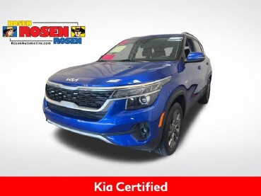 2022 Kia Seltos in Milwaulkee, WI 53221