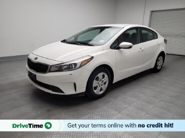 2017 Kia Forte in Downey, CA 90241