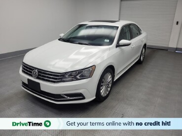 2017 Volkswagen Passat in Highland, IN 46322