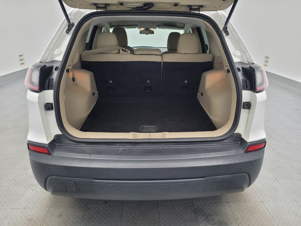 2019 Jeep Cherokee in Memphis, TN 38128 - 2378584 55