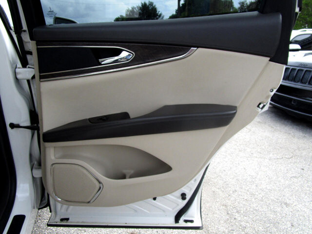 2016 Lincoln MKX in Tampa, FL 33604-6914 - 2378650 19