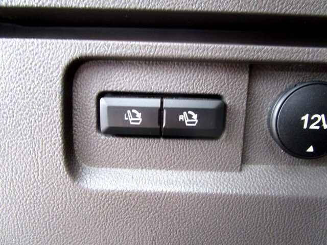 2016 Lincoln MKX in Tampa, FL 33604-6914 - 2378650 10