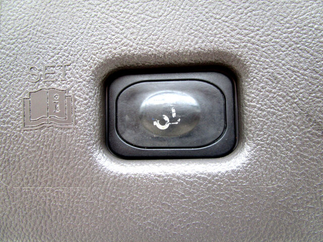 2016 Lincoln MKX in Tampa, FL 33604-6914 - 2378650 29