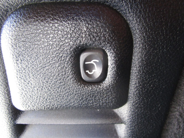 2018 Dodge Durango in Tampa, FL 33604-6914 - 2378651 28