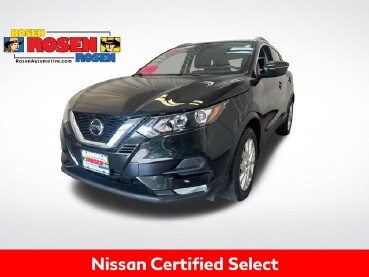 2021 Nissan Rogue Sport in Milwaulkee, WI 53221