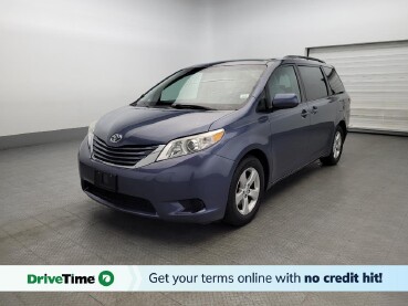 2017 Toyota Sienna in Langhorne, PA 19047