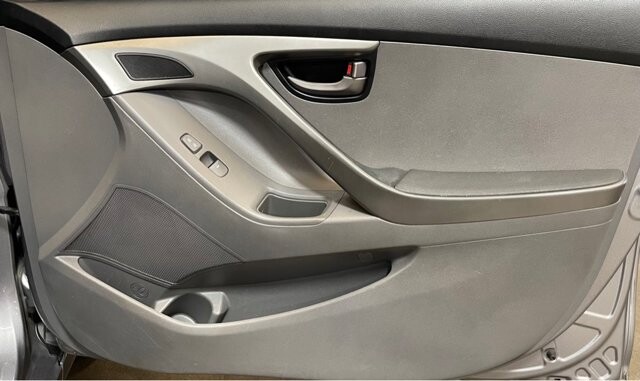 2012 Hyundai Elantra in Conyers, GA 30094 - 2380564 36