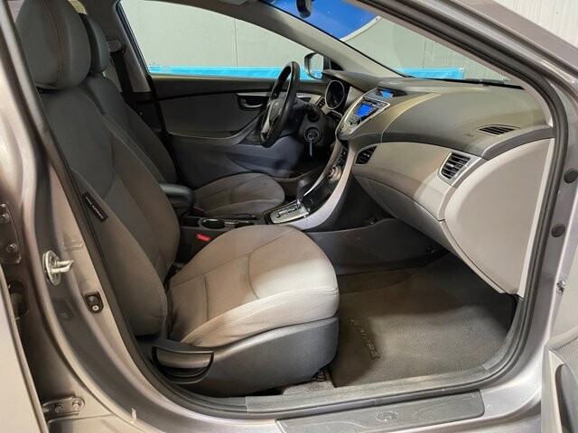 2012 Hyundai Elantra in Conyers, GA 30094 - 2380564 37