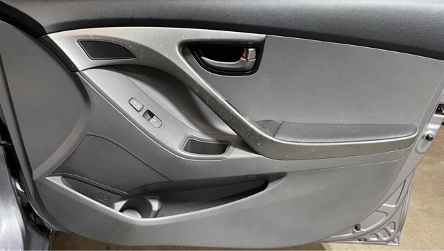 2012 Hyundai Elantra in Conyers, GA 30094 - 2380564 16