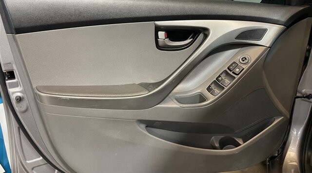 2012 Hyundai Elantra in Conyers, GA 30094 - 2380564 29