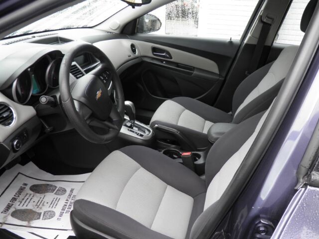 2014 Chevrolet Cruze in Barton, MD 21521 - 2380665 7