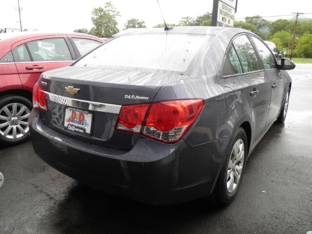 2014 Chevrolet Cruze in Barton, MD 21521 - 2380665 10