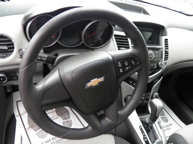 2014 Chevrolet Cruze in Barton, MD 21521 - 2380665 8