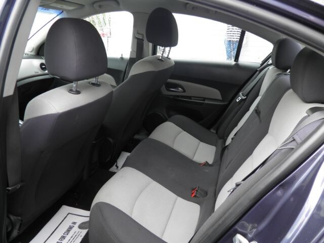 2014 Chevrolet Cruze in Barton, MD 21521 - 2380665 9