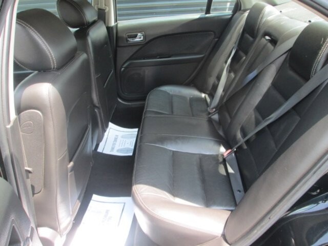 2008 Ford Fusion in DuBois, PA 15801 - 2381270 10