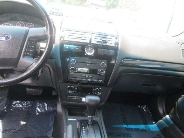 2008 Ford Fusion in DuBois, PA 15801 - 2381270 11