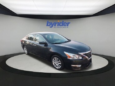 2013 Nissan Altima in Milwaukee, WI 53221