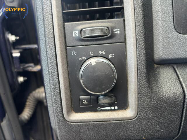 2015 RAM 1500 in Decatur, GA 30032 - 2381843 27