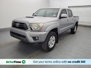 2015 Toyota Tacoma in Tampa, FL 33612