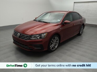 2018 Volkswagen Passat in Phoenix, AZ 85015