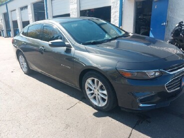 2018 Chevrolet Malibu in Milwaukee, WI 53221