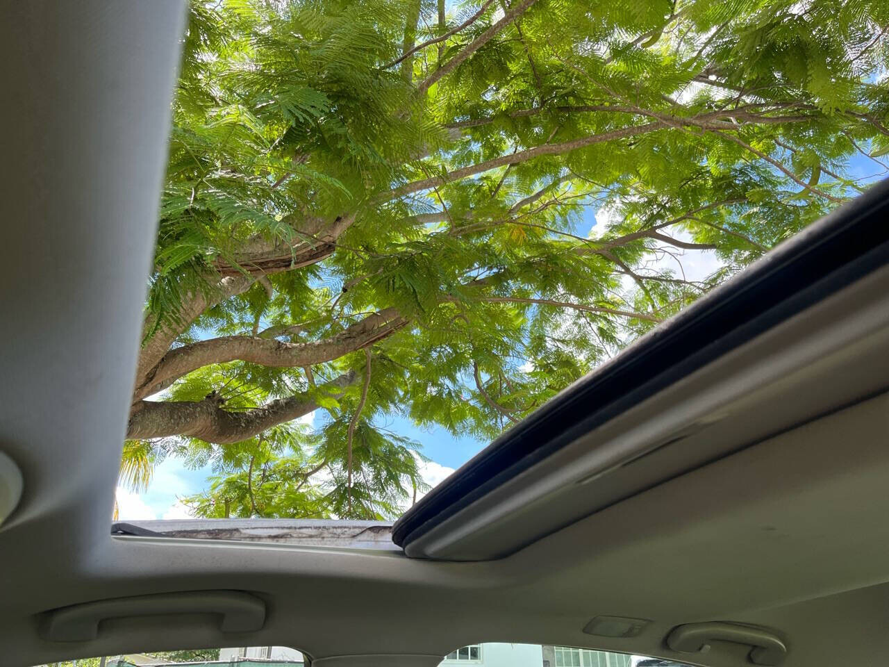 2012 INFINITI M37 in Hollywood, FL 33023-1906 - 2384882 27