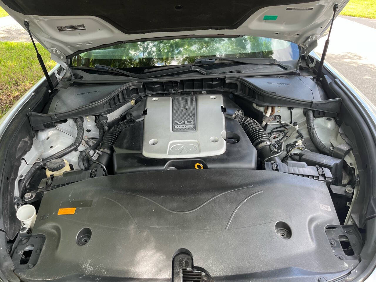 2012 INFINITI M37 in Hollywood, FL 33023-1906 - 2384882 21