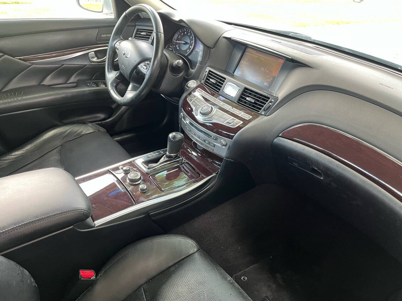 2012 INFINITI M37 in Hollywood, FL 33023-1906 - 2384882 12