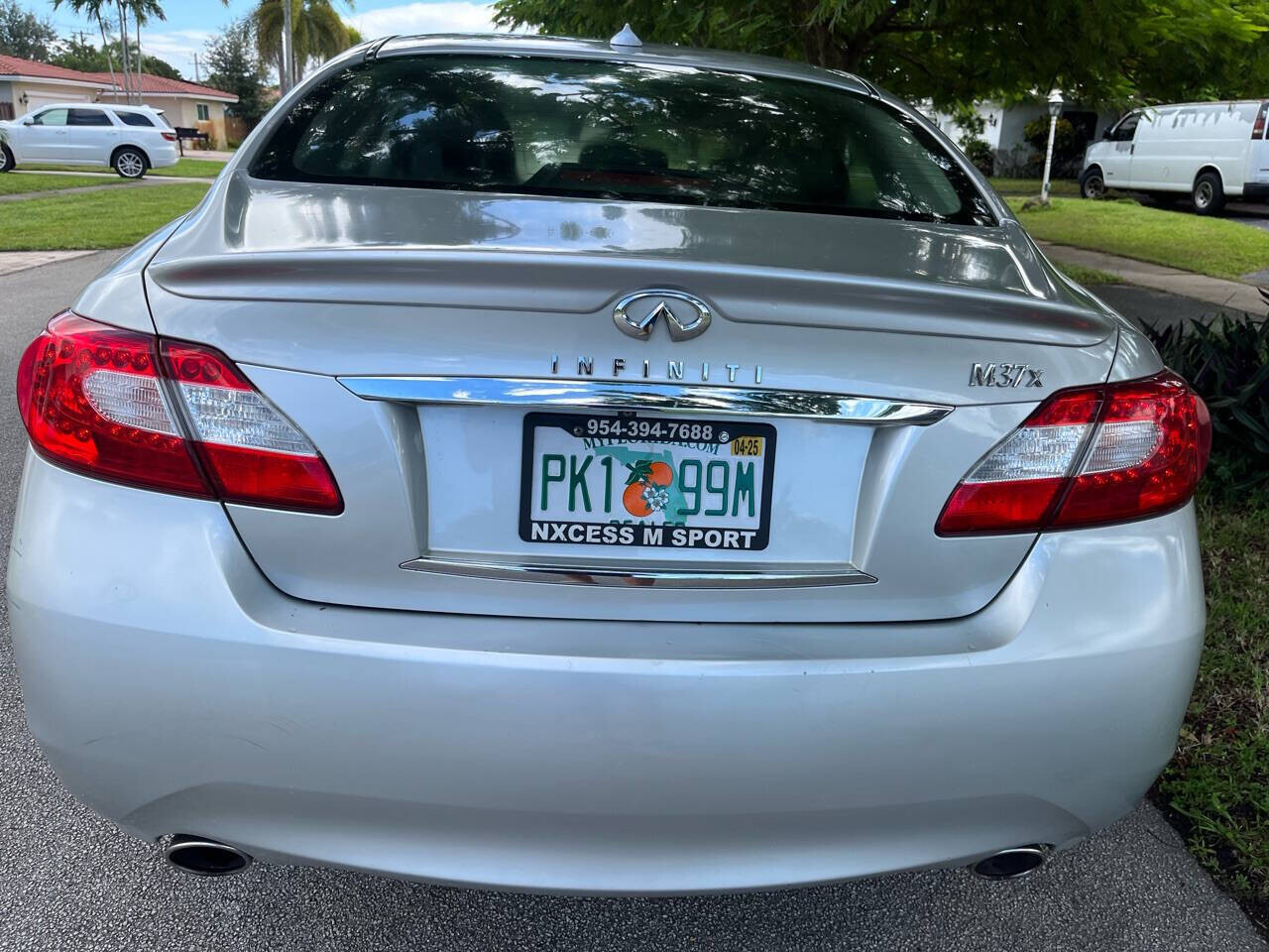 2012 INFINITI M37 in Hollywood, FL 33023-1906 - 2384882 3