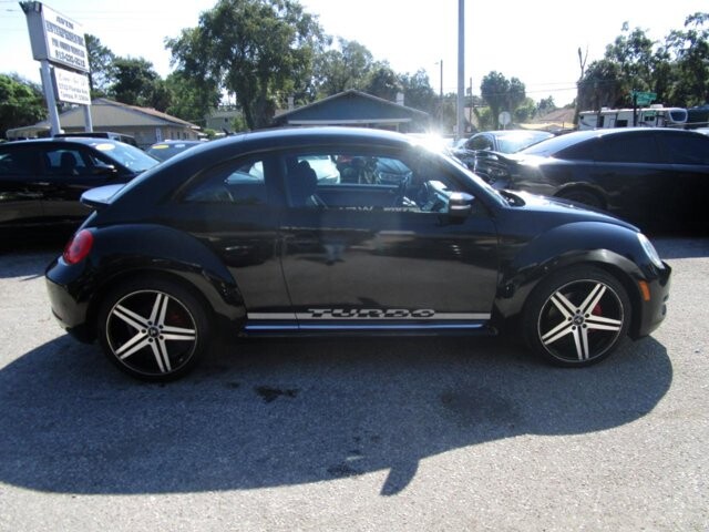 2012 Volkswagen Beetle in Tampa, FL 33604-6914 - 2384921 21