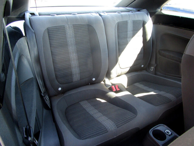 2012 Volkswagen Beetle in Tampa, FL 33604-6914 - 2384921 8