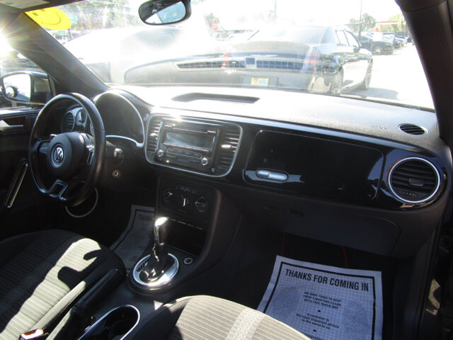 2012 Volkswagen Beetle in Tampa, FL 33604-6914 - 2384921 33
