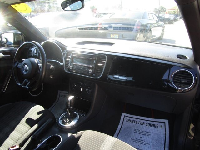 2012 Volkswagen Beetle in Tampa, FL 33604-6914 - 2384921 10