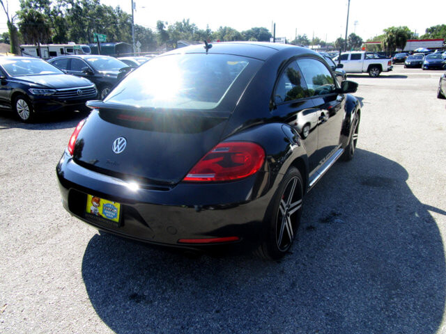 2012 Volkswagen Beetle in Tampa, FL 33604-6914 - 2384921 17