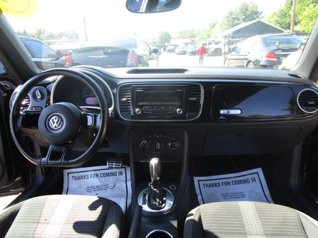 2012 Volkswagen Beetle in Tampa, FL 33604-6914 - 2384921 3
