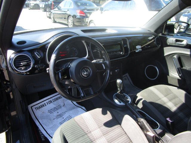 2012 Volkswagen Beetle in Tampa, FL 33604-6914 - 2384921 34