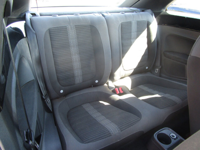 2012 Volkswagen Beetle in Tampa, FL 33604-6914 - 2384921 31